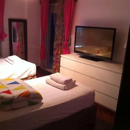 Lisa House *